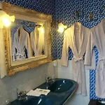 Sarrasine, Macon Est - Teritoria Отель 3*