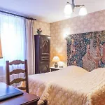 Sarrasine, Macon Est - Teritoria Отель