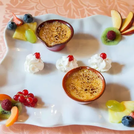 Hotel Sarrasine, Macon Est - Teritoria 3*