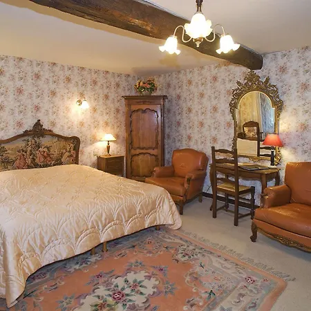 Sarrasine, Macon Est - Teritoria Hotel 3*