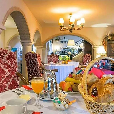 Sarrasine, Macon Est - Teritoria